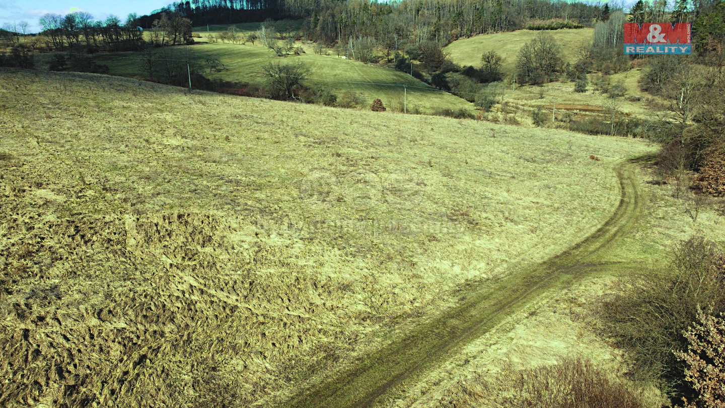 Prodej louky v MiroĹˇovicĂ­ch, 5881 m2