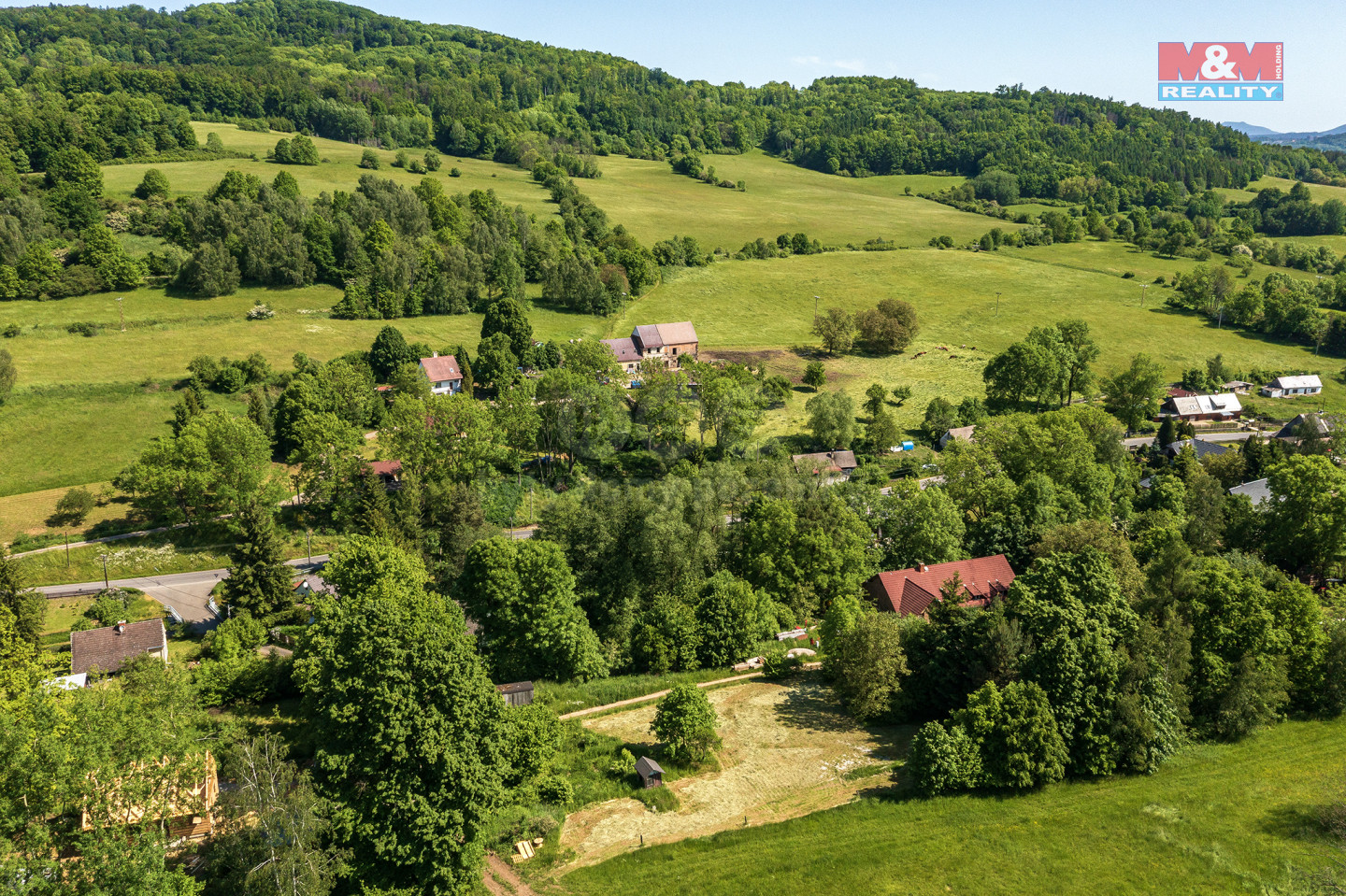 Pohled na pozemek