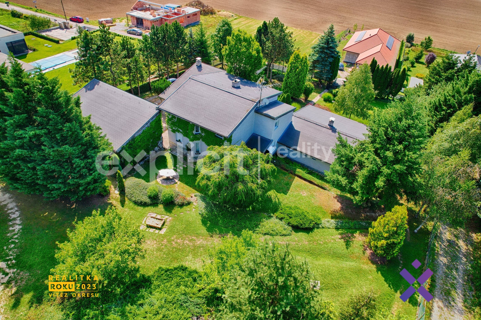 dji_fly_20230825_111310_990_1692958872807_aeb-HDR