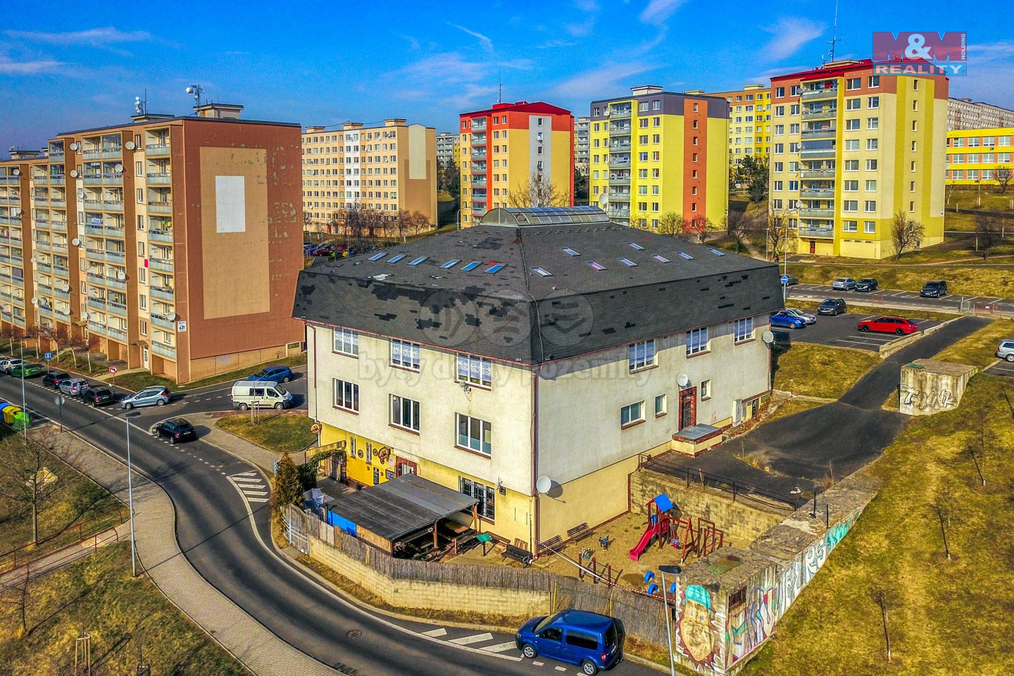 PronĂˇjem obchod a sluĹľby, 420 mÂ˛, Most, ul. ÄŚeskĂˇ