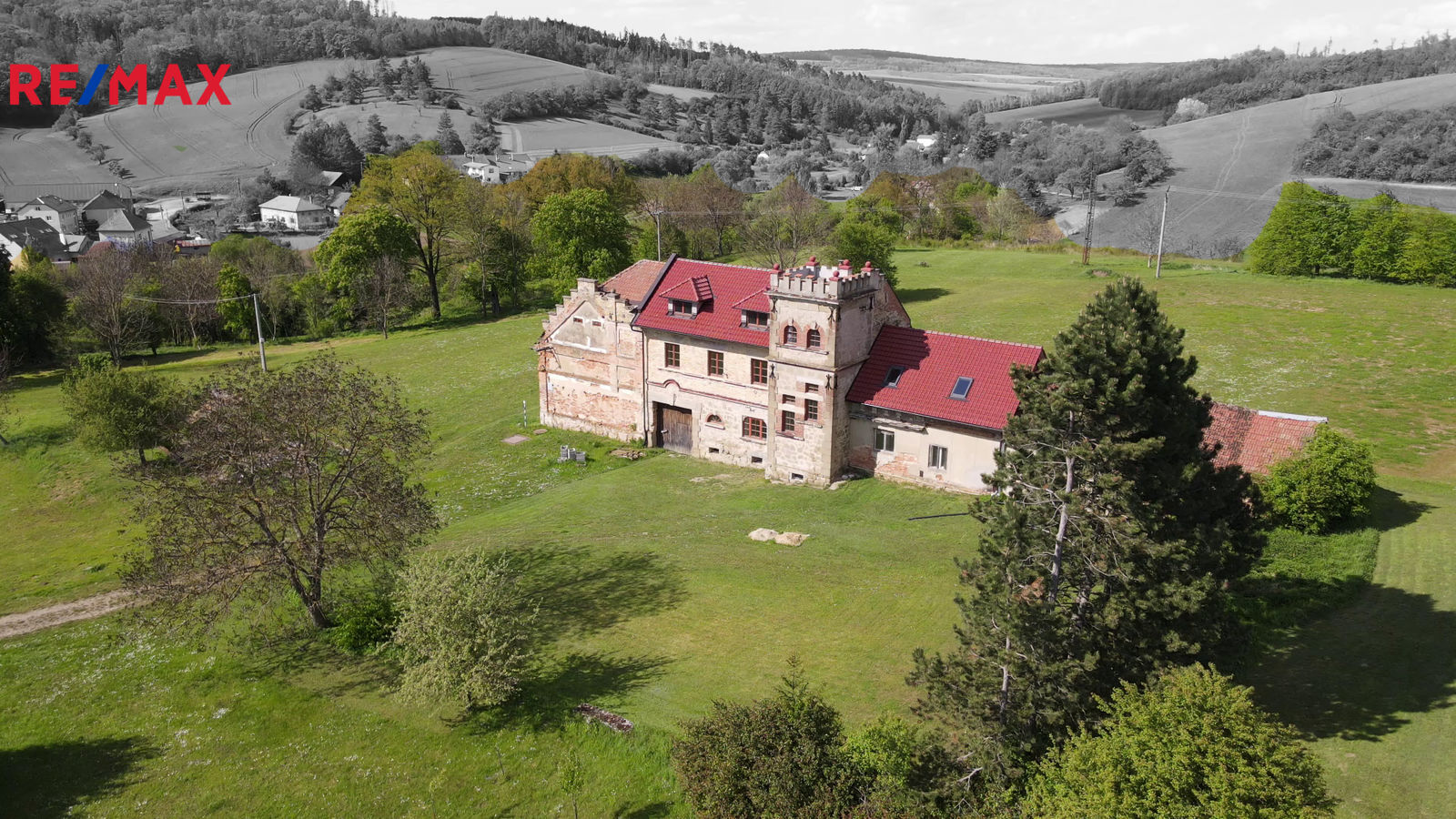 Zemědělská usedlost Lísky, objekt bývalého zámeckého dvora