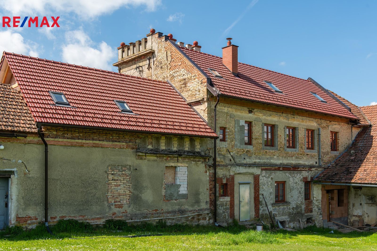 Zemědělská usedlost Lísky, objekt bývalého zámeckého dvora