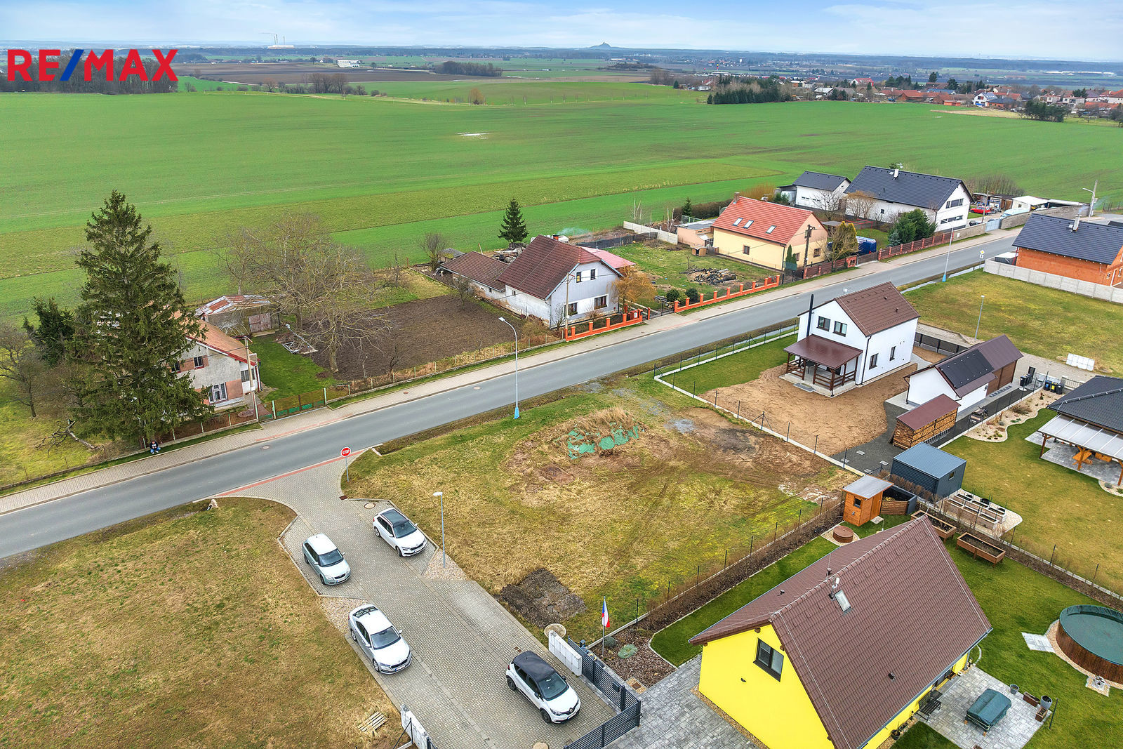 Prodej pozemku k výstavbě rodinného domu, Osice