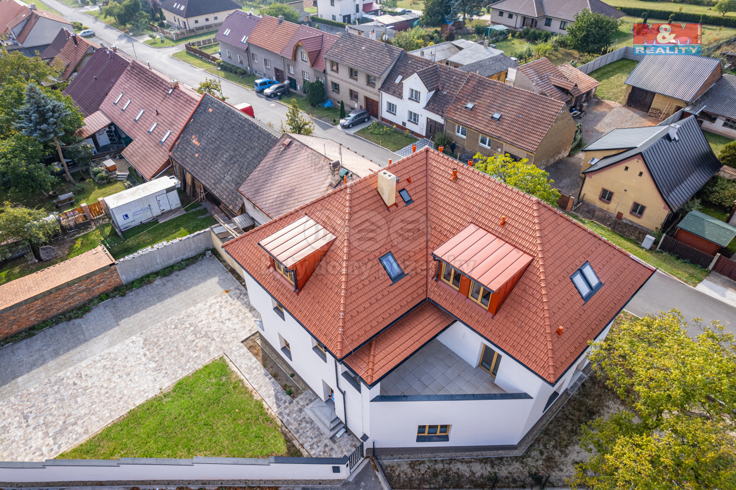 Prodej rodinnĂ©ho domu, 537 mÂ˛, Ĺ?evniÄŤov, ul. KarlovarskĂˇ