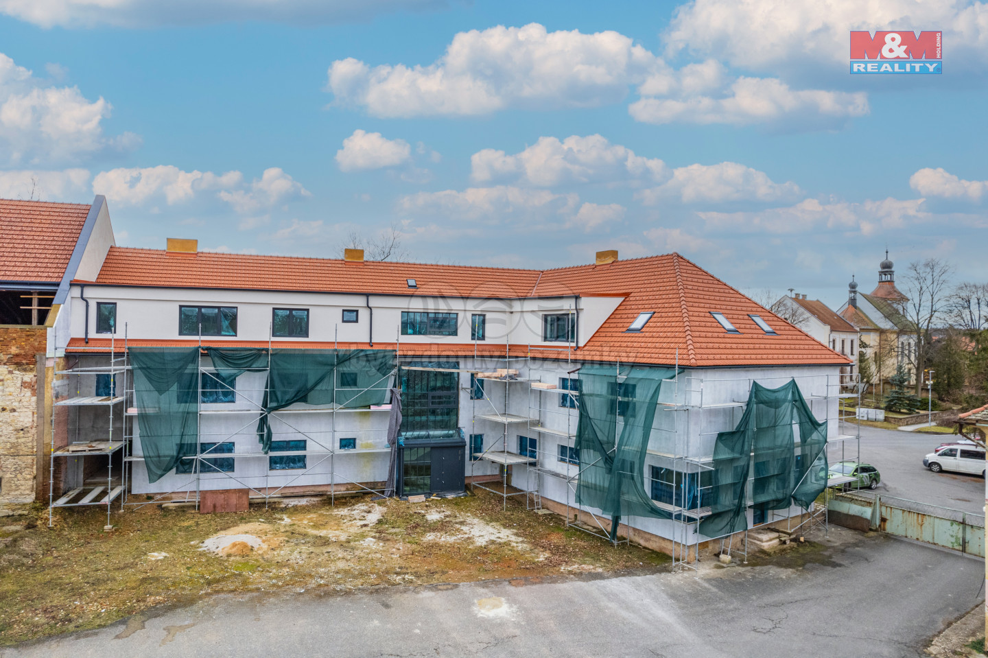 Prodej ostatnĂ­, 9000 mÂ˛, LiĹˇany, ul. PraĹľskĂˇ