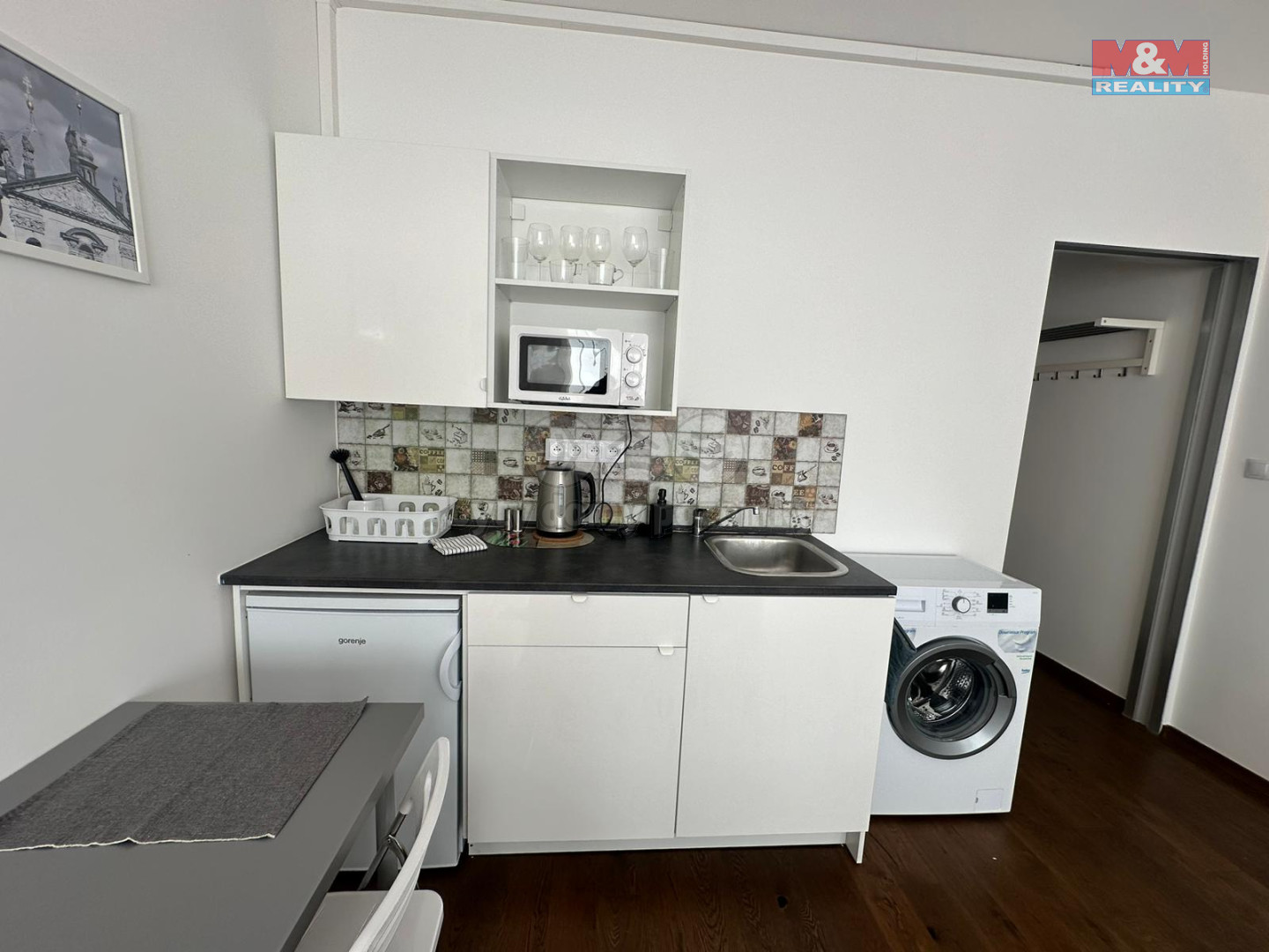 PronĂˇjem bytu 1+kk, 25 mÂ˛, Praha, ul. KrakovskĂˇ