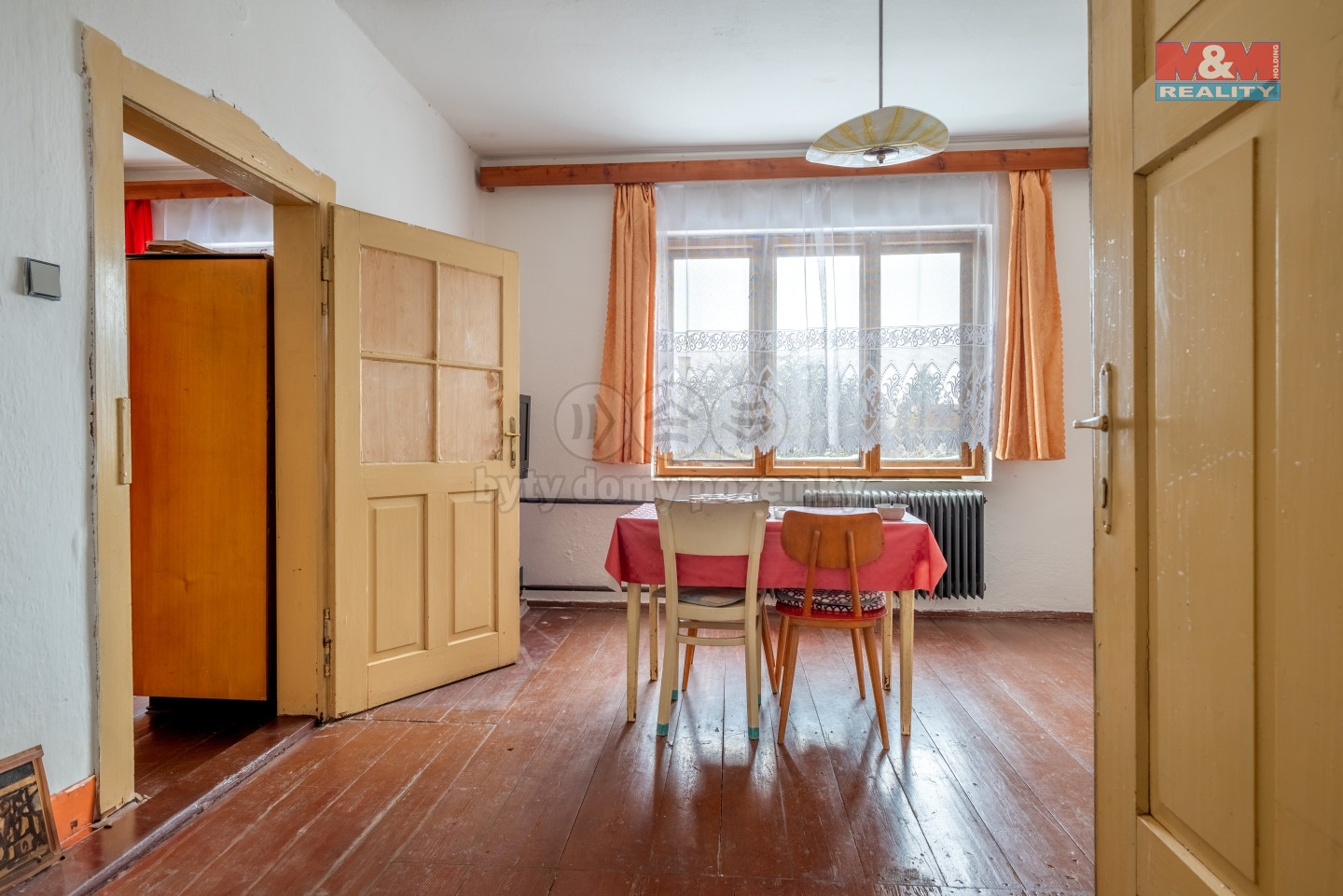 Prodej rodinnĂ©ho domu, 135 mÂ˛, zahrada 2975 mÂ˛, ÄŚernoĹˇĂ­n