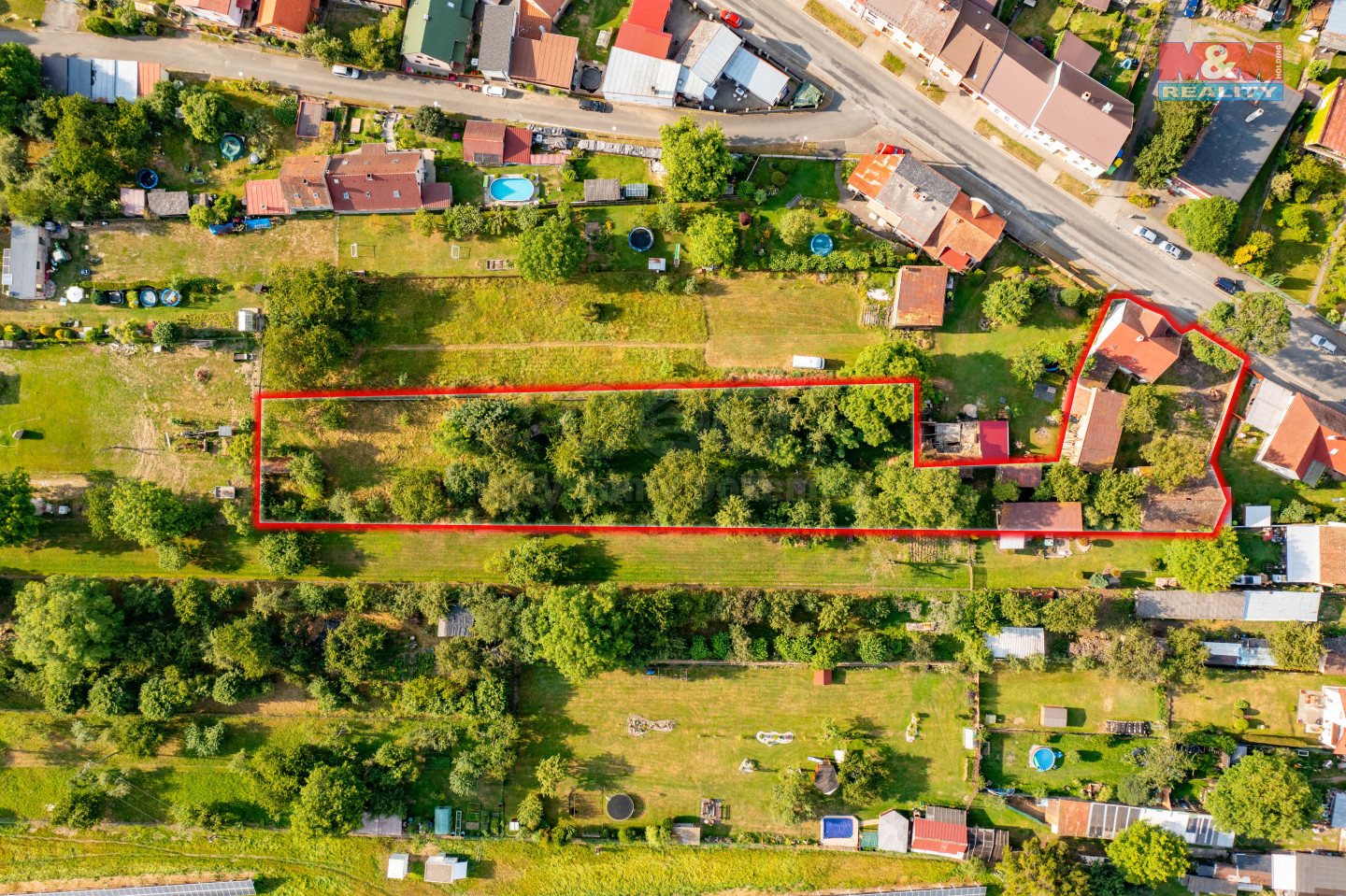 Prodej rodinnĂ©ho domu, 135 mÂ˛, zahrada 2975 mÂ˛, ÄŚernoĹˇĂ­n