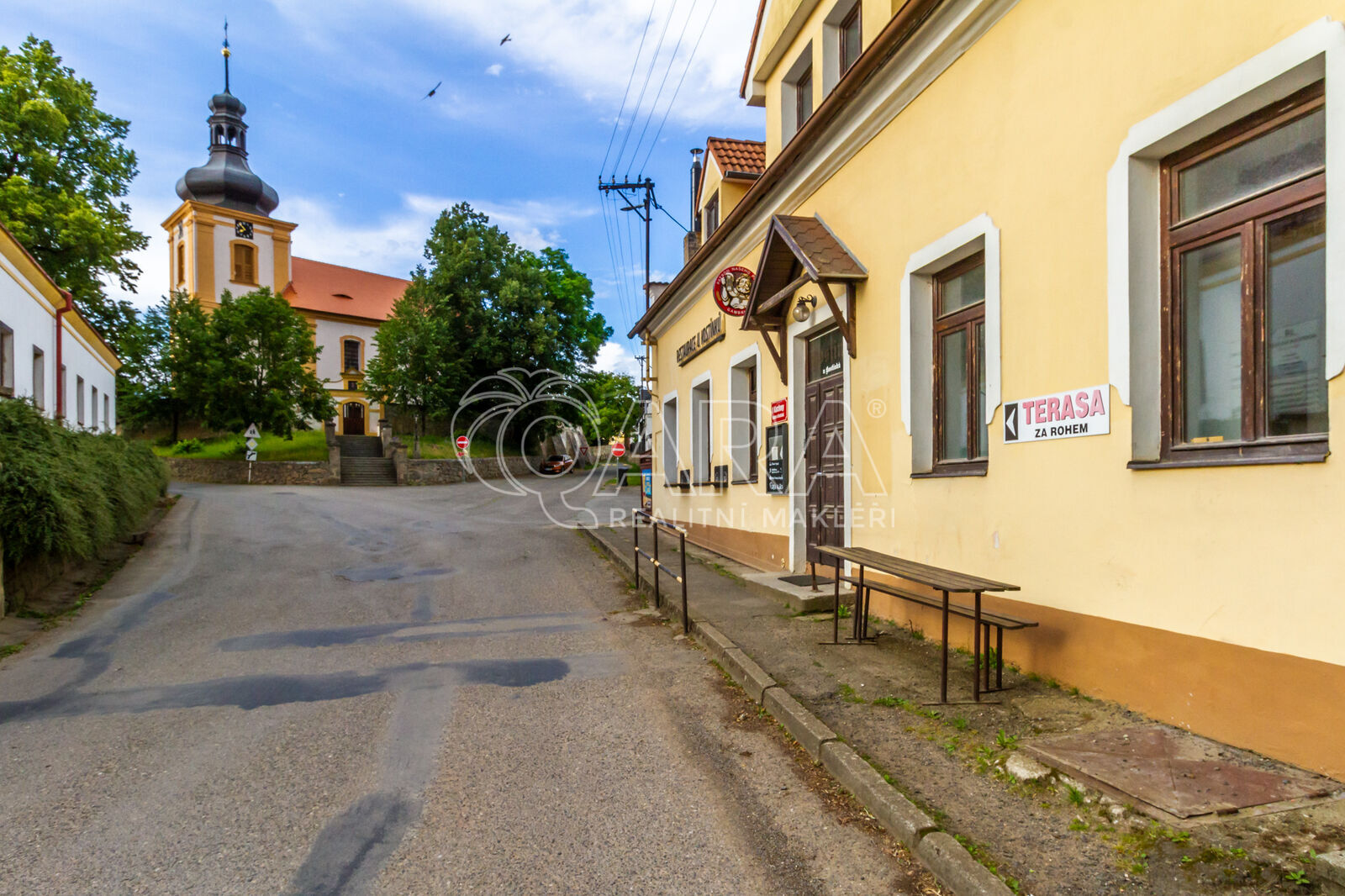 Restaurace U Kostínků na návsi obce