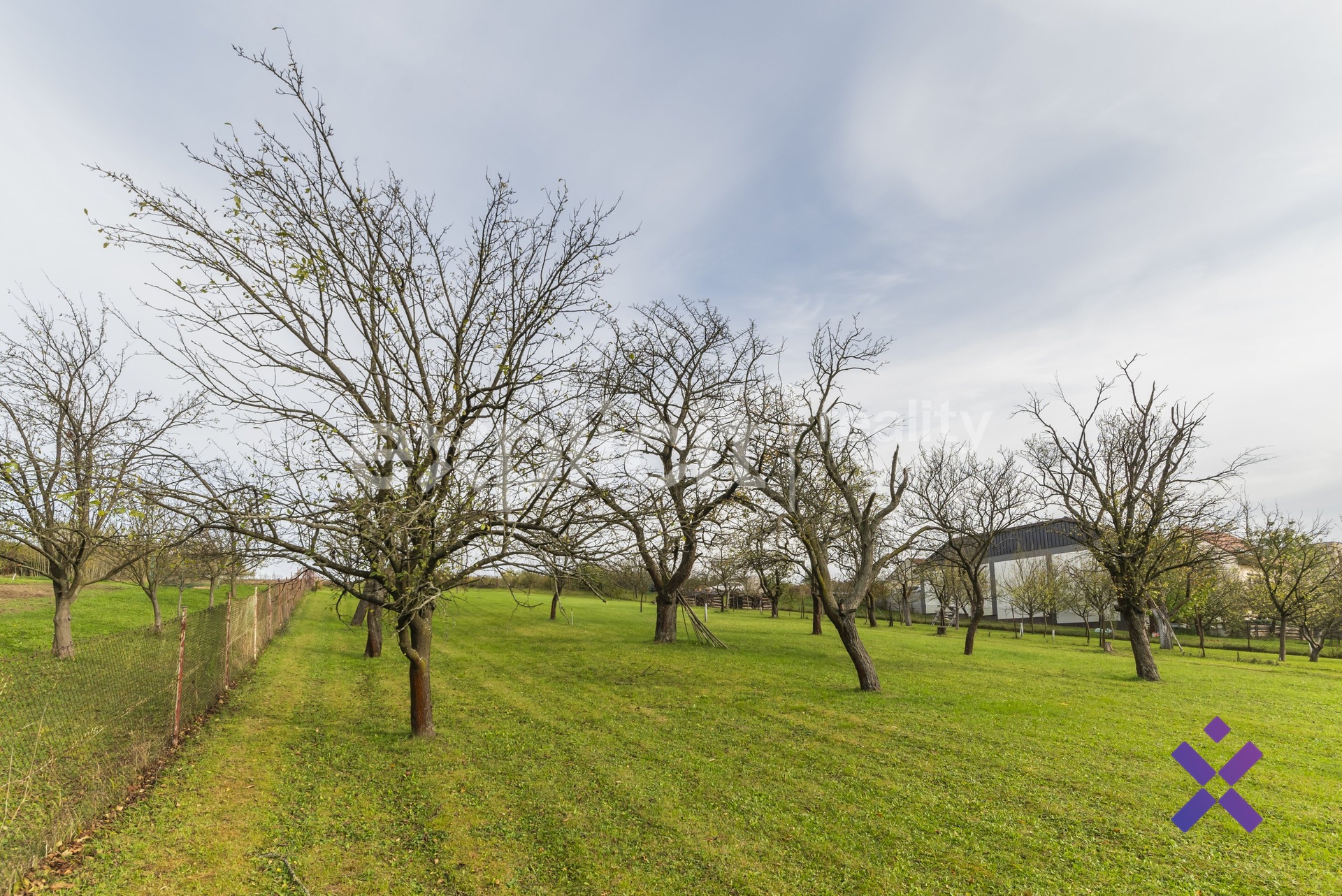 Prodej pozemku 2350 m2 - Korytna, okres Uherske Hradiste26