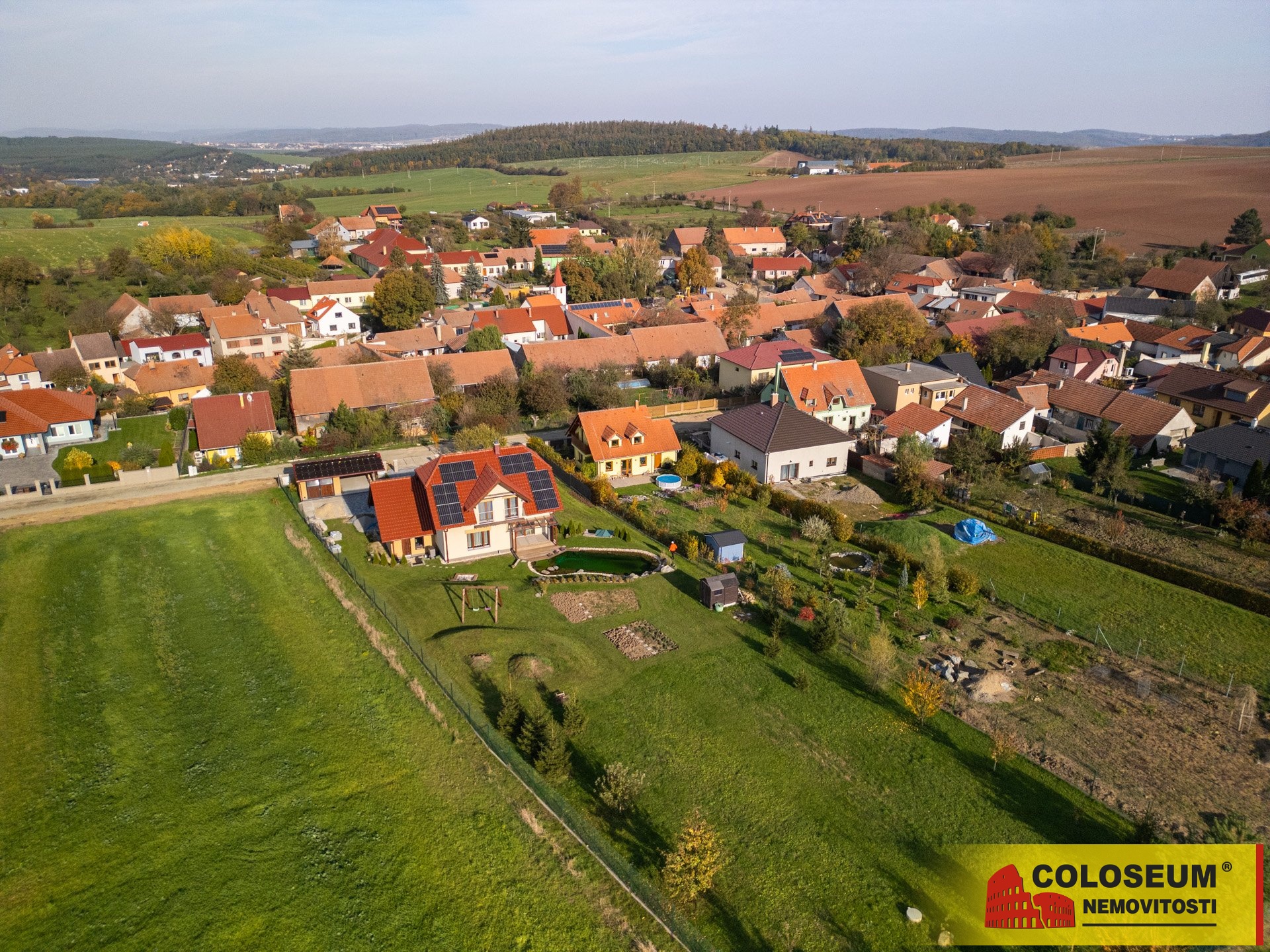 Pohled z vrchu  - Babice u Rosic - prodej rodinného domu