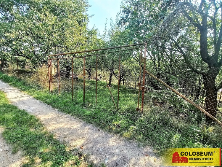 Příjezdová cesta - Blansko - Bačina - prodej zahrady 593 m2