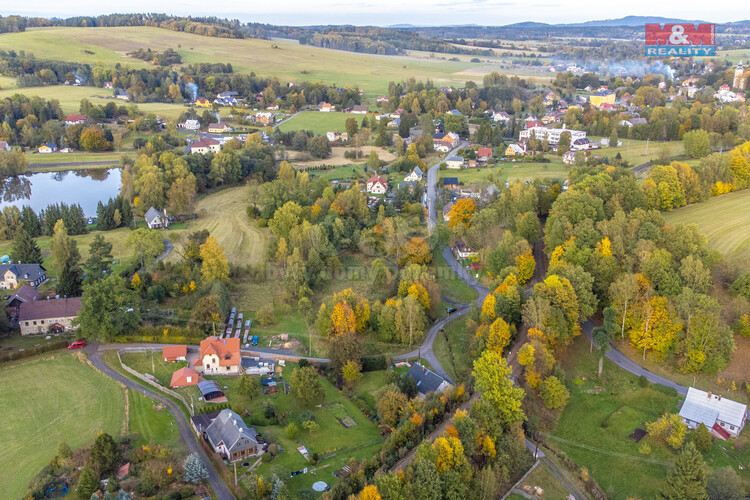 pohled na pozemek