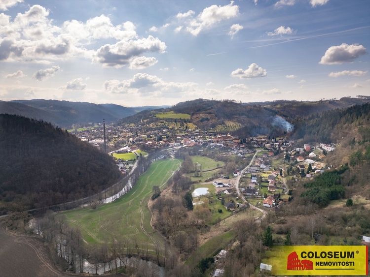 Okolí - Nedvědice, prodej komerční nemovitosti - výrobní areál 19 015 m?