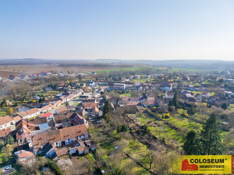 Letecký pohled na okolí - Luleč - prodej rodinného domu