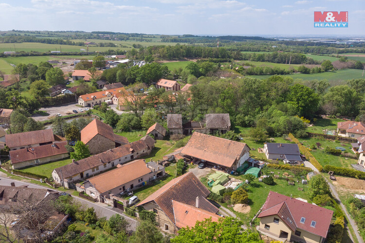 Prodej rodinnĂ©ho domu, 153 mÂ˛, VĹˇechromy