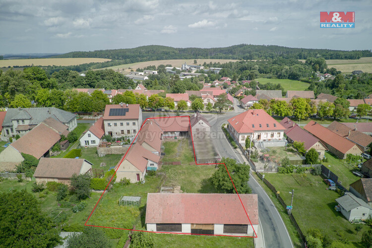 Dron MAX_0220 vyznaÄŤenĂ­.jpg