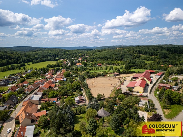 Ptačí perspektiva - Hostěnice - prodej rodinného domu