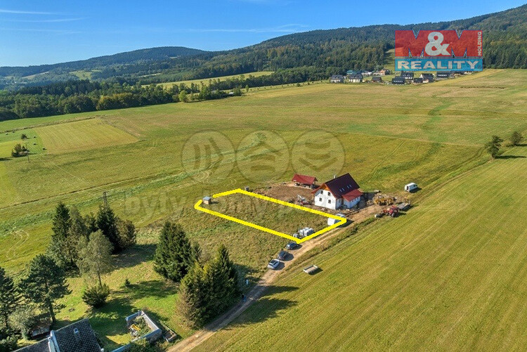 pozemek k vĂ˝stavbÄ› 1000 m2