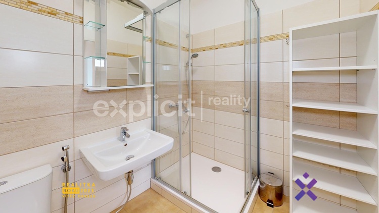 Nad-Vyvozem-4976-Zlin-Bathroom