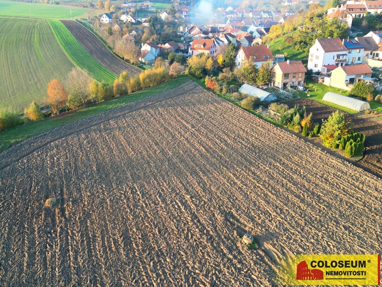 Sivice - prodej pozemku, pohled na oblast Štegle z dronu