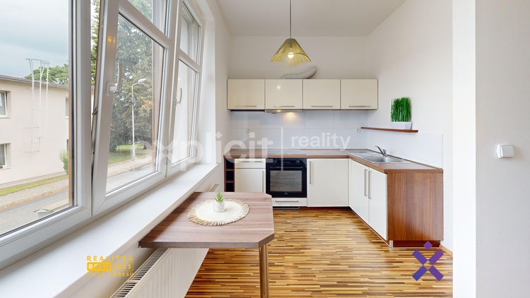 Pronajem-bytu-11-ul-Losky-3071-Zlin-Kitchen