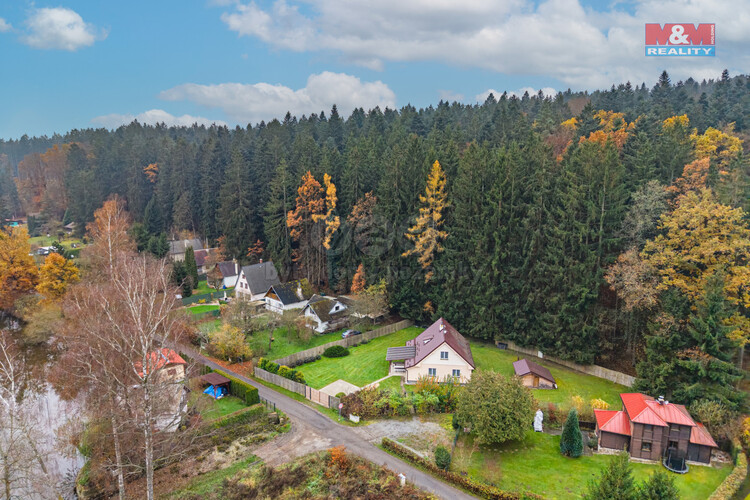 Prodej chaty, 140 mÂ˛, PlanĂˇ nad LuĹľnicĂ­, ul. VrbovĂˇ