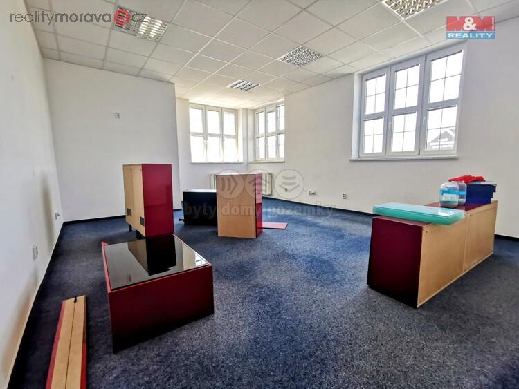 Pronájem kancelářského prostoru, 62 m2, Třinec, ul. 1. máje