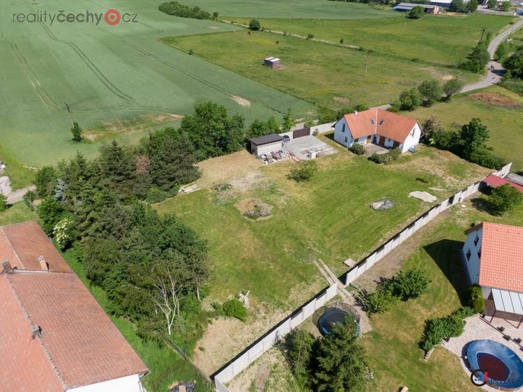 Prodej stavebního pozemku, 1.575m2, Bohumileč