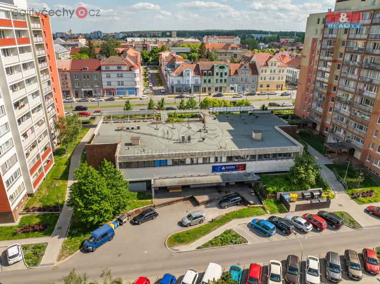 Prodej obchodního objektu, 1620 m2, Kladno, ul. Čs. armády