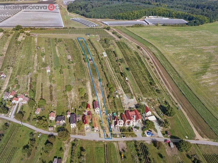 Prodej Vinného sklepa v Mutěnicích pod Dubňanskou horou, pozemek  2 401 m2