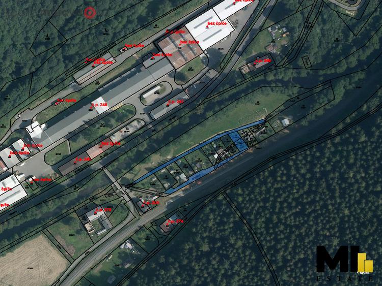 Prodej zahrady a podílu na cestě 300 m2 v obci Hanušovice, okres Šumperk