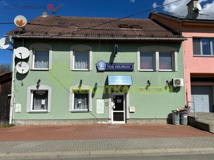 Restaurace + 2 bytové jednotky, Otrokovice, ul. Nábřeží, CP 554 m2