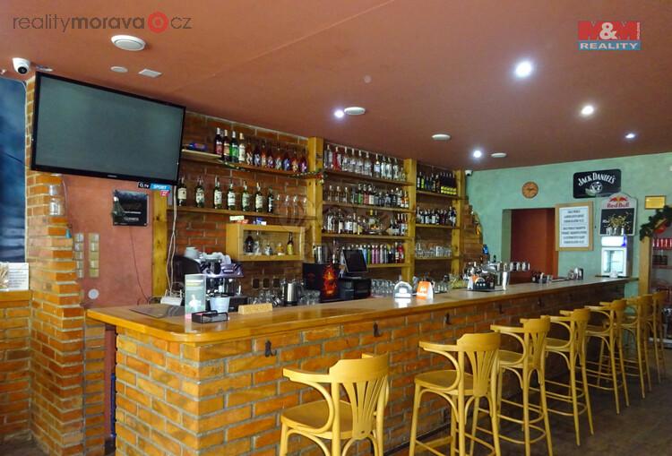 Pronájem restaurace, bar 215 m2, Kopřivnice, ul. Štefánikova