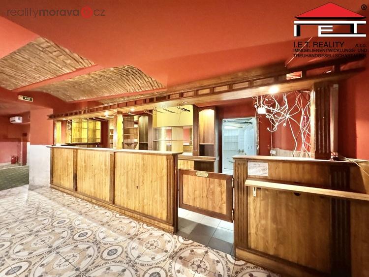 Pronájem restaurace v pěší zóně 160 m2