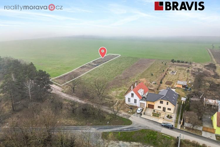 Prodej stavebního pozemku 1184m2, obec Hodějice u Slavkova u Brna