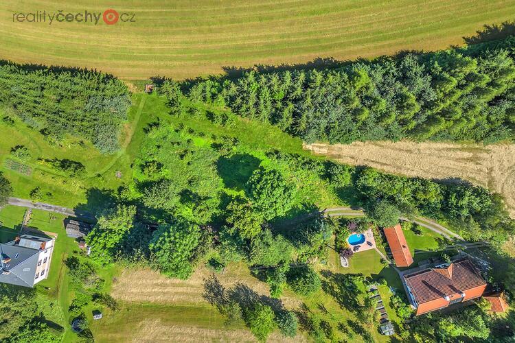 Pozemek určený k výstavbě rodinného domu/chaty v Nekoři