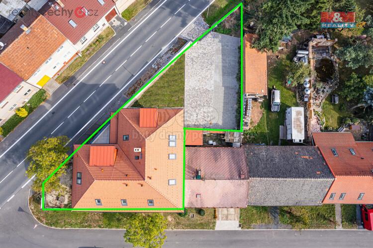 Prodej rodinnĂ©ho domu, 537 mÂ˛, Ĺ?evniÄŤov, ul. KarlovarskĂˇ