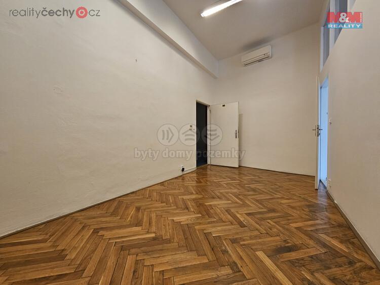 Pronájem kancelářského prostoru, 35 m2, Praha,náměstí Míru