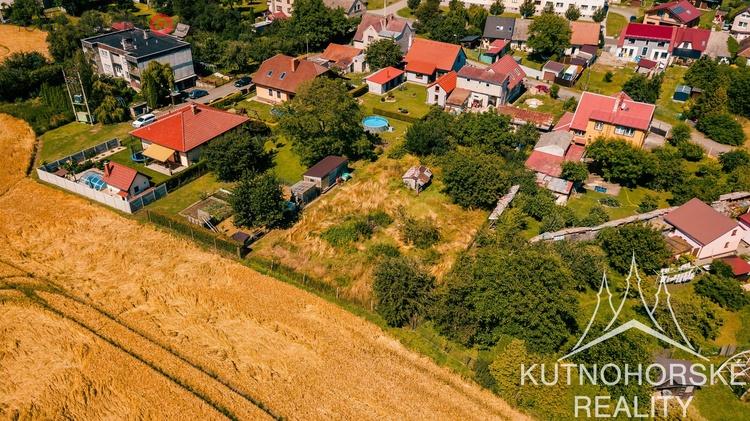 Prodej stavebního pozemku 538 m2 pro bydlení v obci Golčův Jeníkov