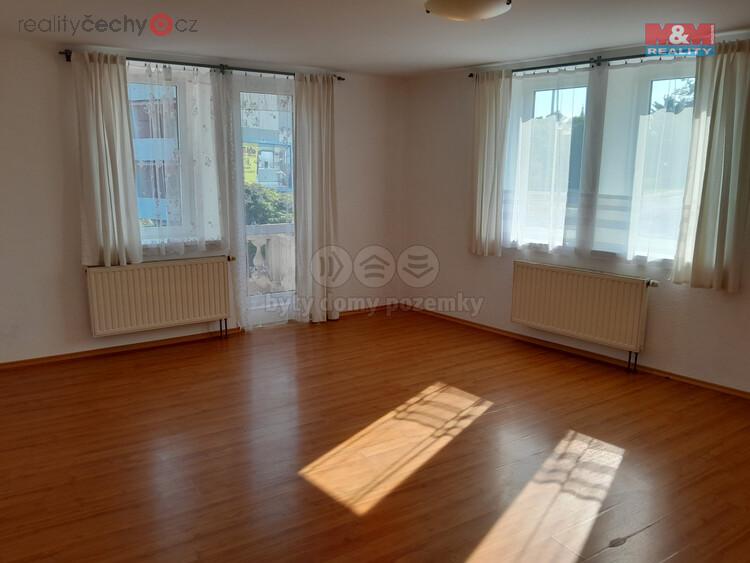 Pronájem bytu 2+kk, 60 m2, Horažďovice, ul. Komenského