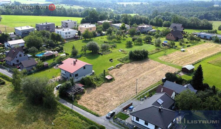 Stavební pozemek 1.770 m2 v obci Český Těšín  Horní Žukov