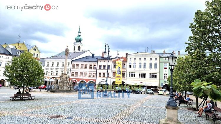 Dlouhodobý pronájem nebytových prostor, Trutnov – Krakonošovo náměstí