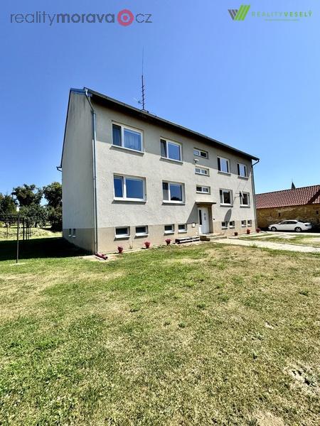 Prodej bytu 3+1, 74 m2 - Kadov, okr. Znojmo