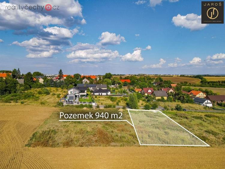 Prodej stavebního pozemku 940m2, Dobříč, okr. Praha-západ