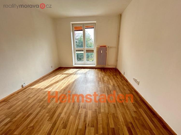 Pronájem byty 1+kk, 30 m2 - Ostrava - Poruba