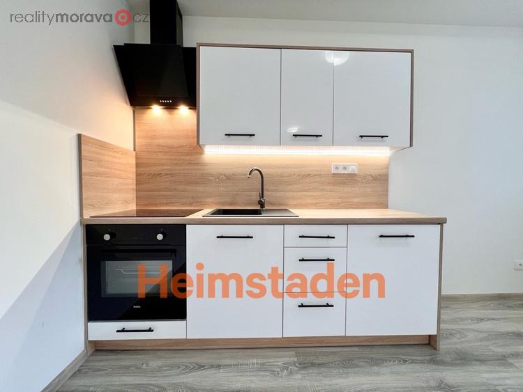 Pronájem byty 1+kk, 34 m2 - Ostrava - Poruba