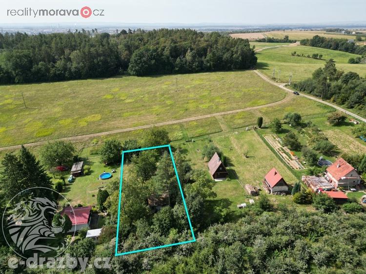 Pozemek pro výstavbu o výměře 1520 m2, Vinary, Přerov