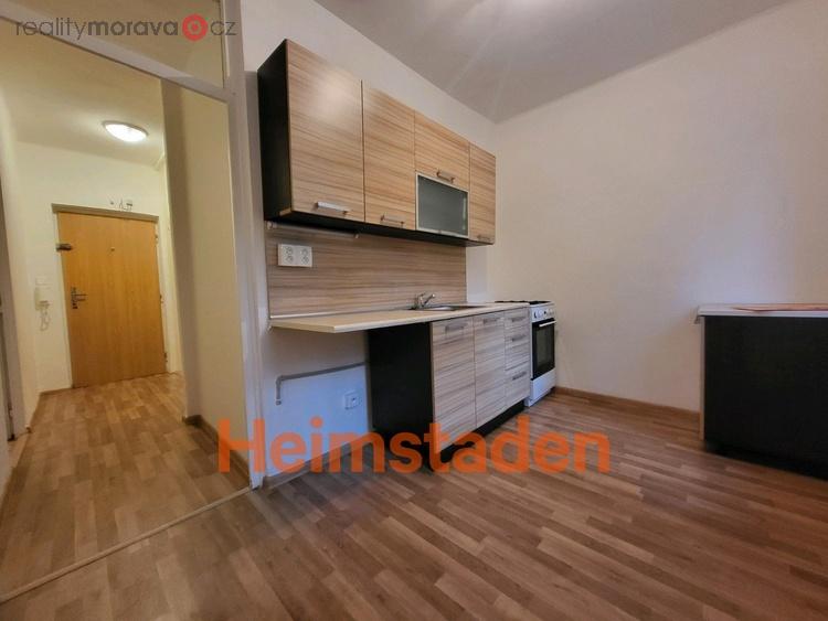 Pronájem byty 2+1, 52 m2 - Karviná - Nové Město