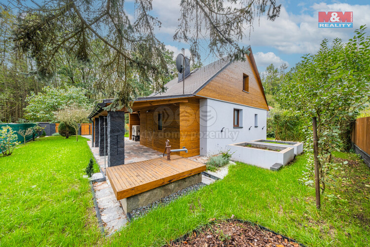 Prodej chalupy, 83 mÂ˛, NovĂˇ Ves pod PleĹˇĂ­, ul. PrĹŻbÄ›ĹľnĂˇ